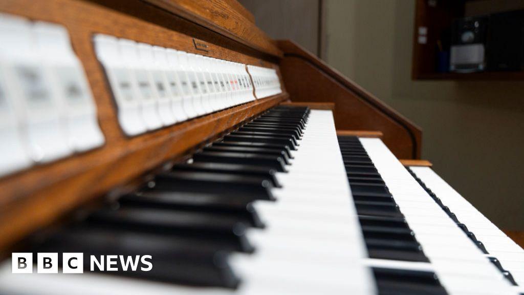 Lost Bach pieces performed for first time in 320 years