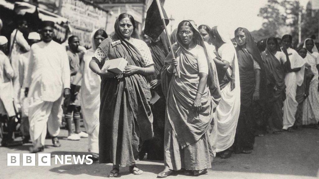 India freedom struggle: The hidden heroines found in long-lost photographs