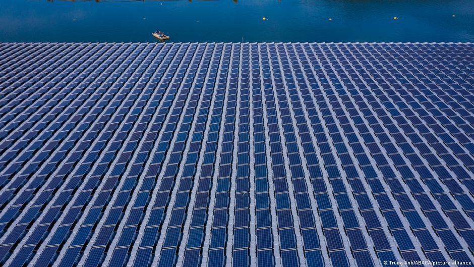 Solar power is rapidly emerging as the world's most affordable and fastest-growing energy source, revolutionizing global grids. This incredible expansion is a bright sign for a cleaner, more sustainable future! ☀️ #SolarEnergy #CleanEnergy