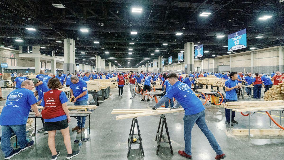 Over 6,500 volunteers build 10,000 beds for children who don't have any